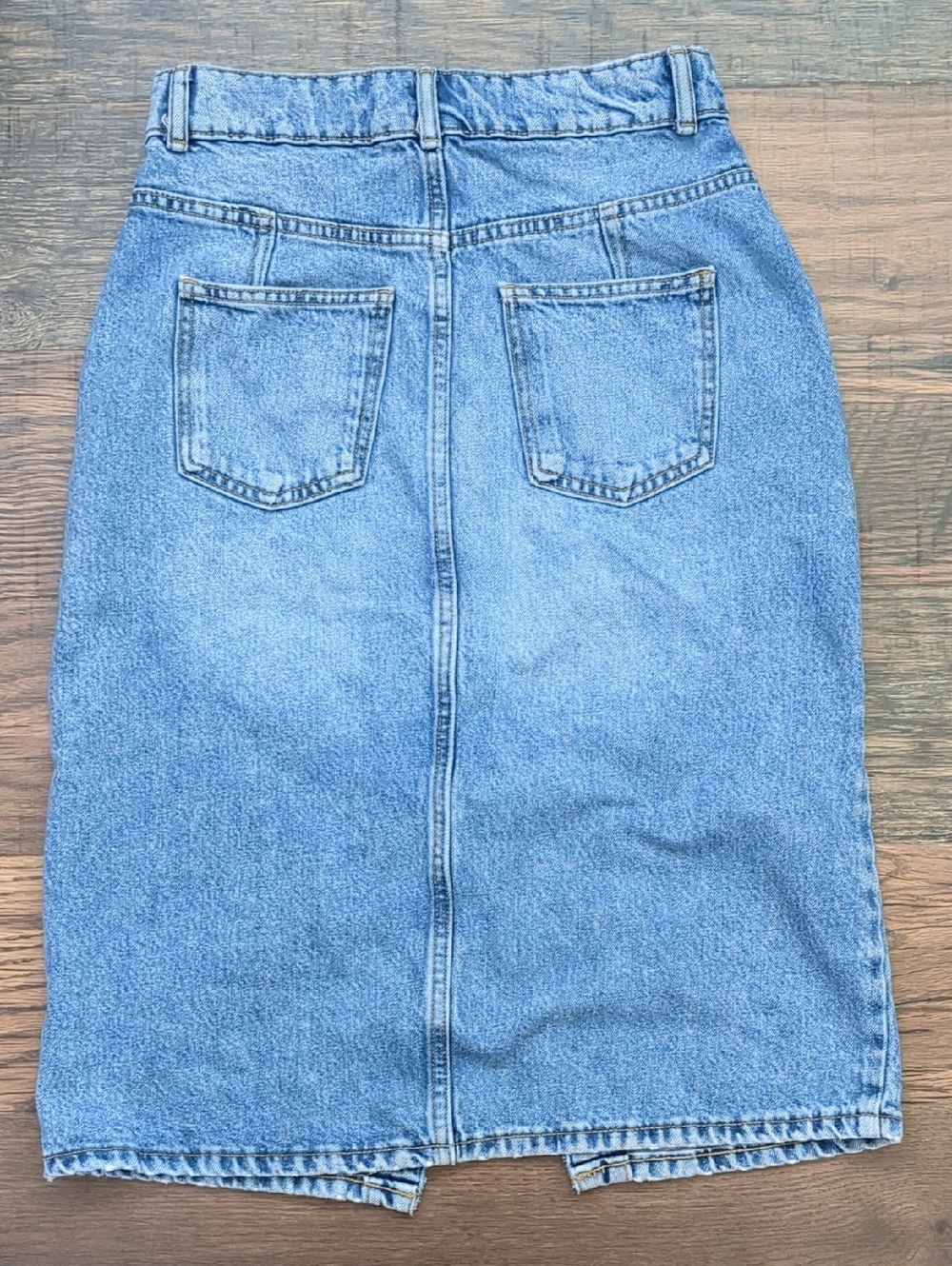 Michael Kors Light Blue Button-Front Denim Pencil Midi Jean Skirt, Size 4 - Picture 7 of 7
